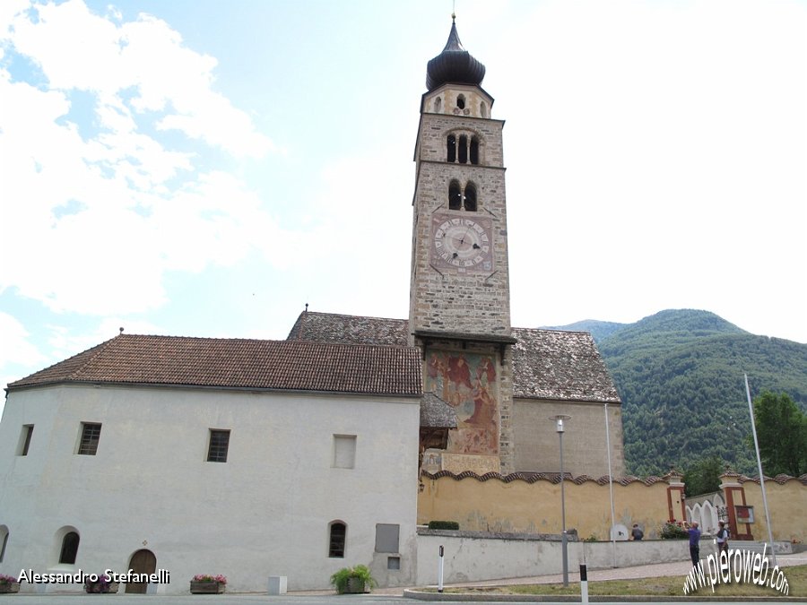 106 Glorenza - chiesa fuori le mura.jpg
